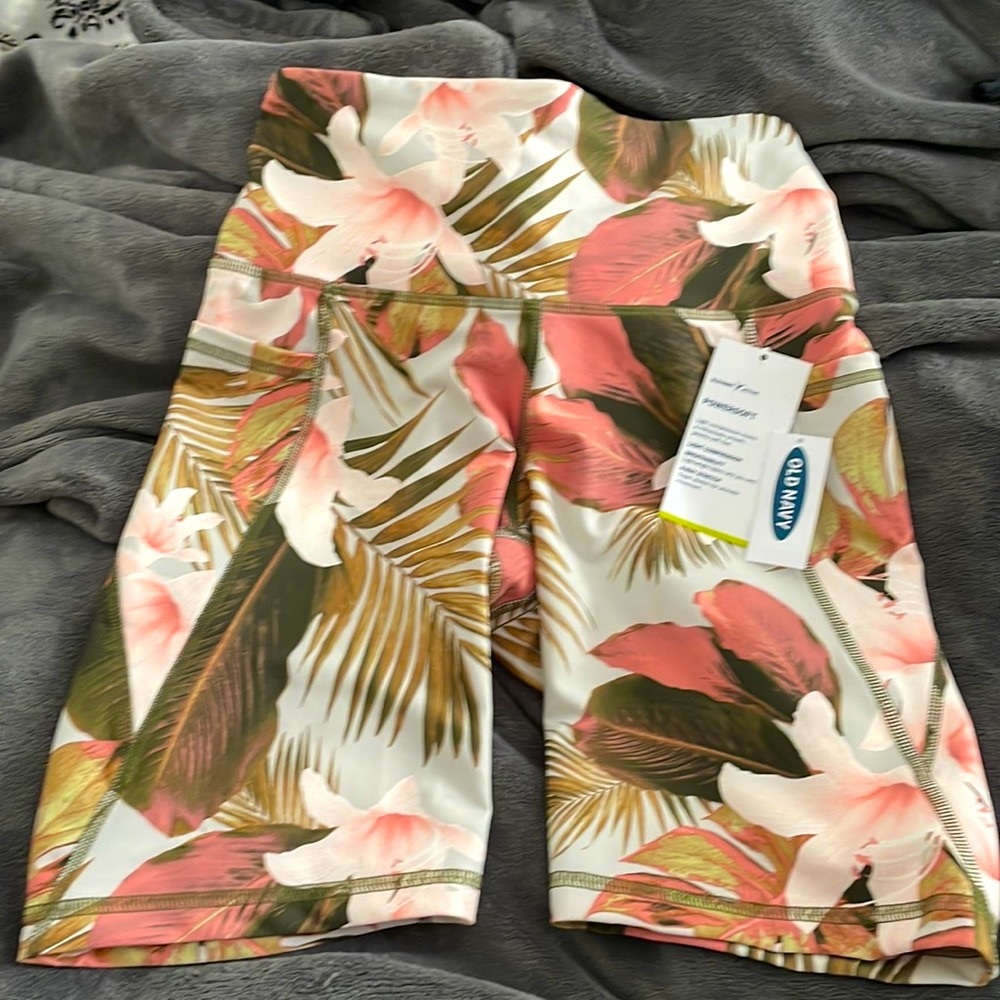 Old Navy Active Bike 🚴 Shorts 🩳 High Rise 8” Inseam Go-Dry